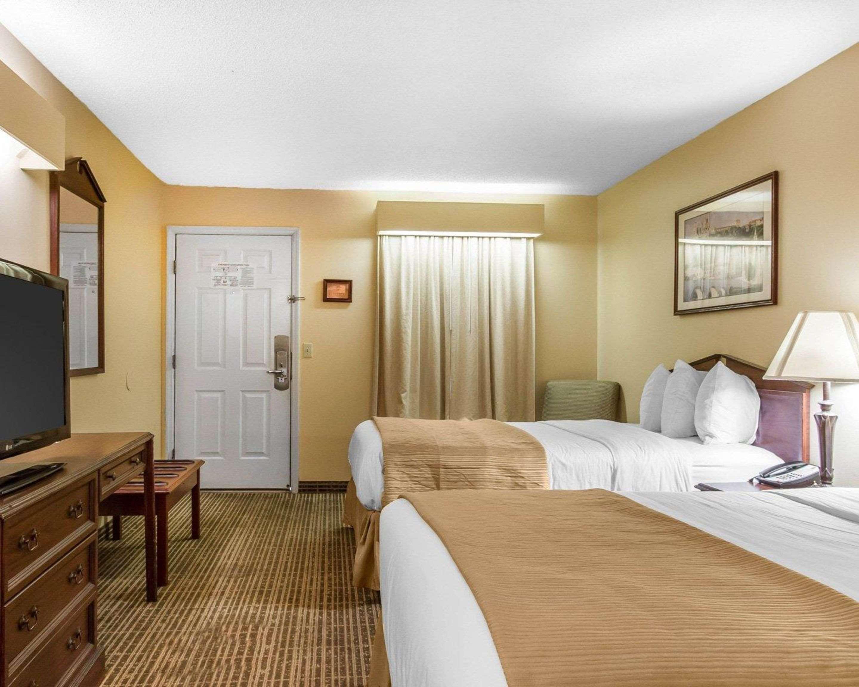 เบย์มอนต์ บาย วินด์แฮม เซลมา Hotel ภายนอก รูปภาพ